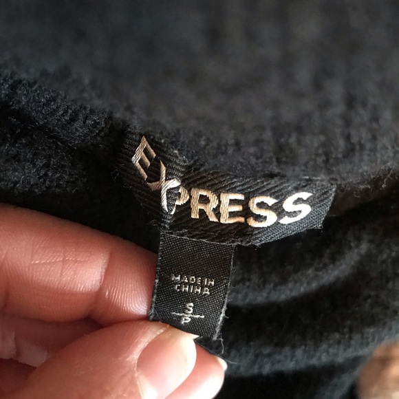 Express Sweater - Picture 3 of 3